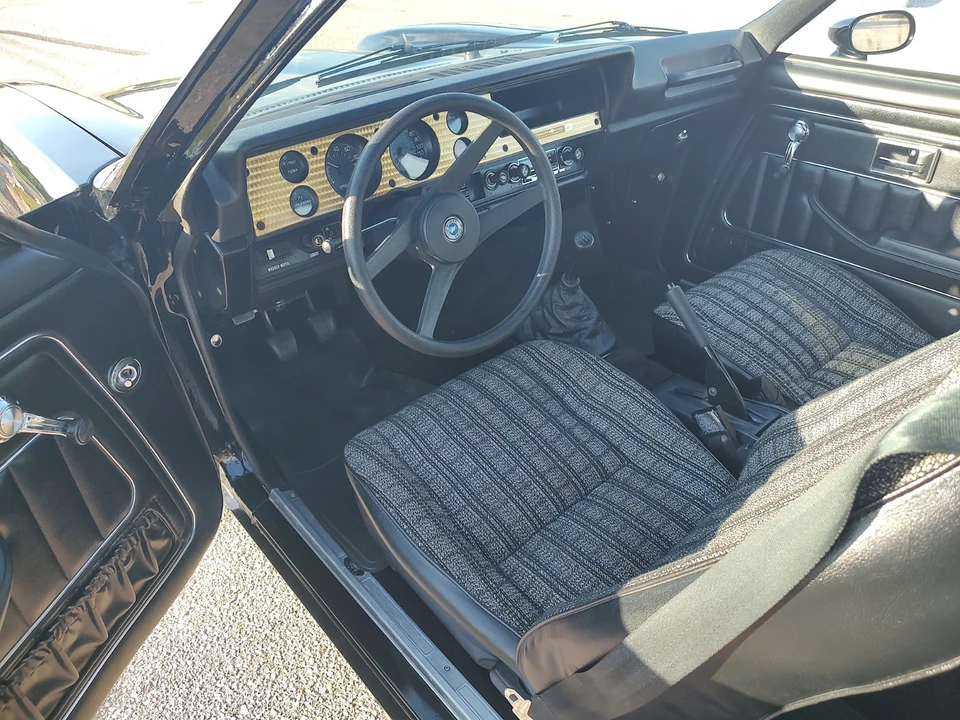 1976 Chevrolet Vega - Image 21 of 31