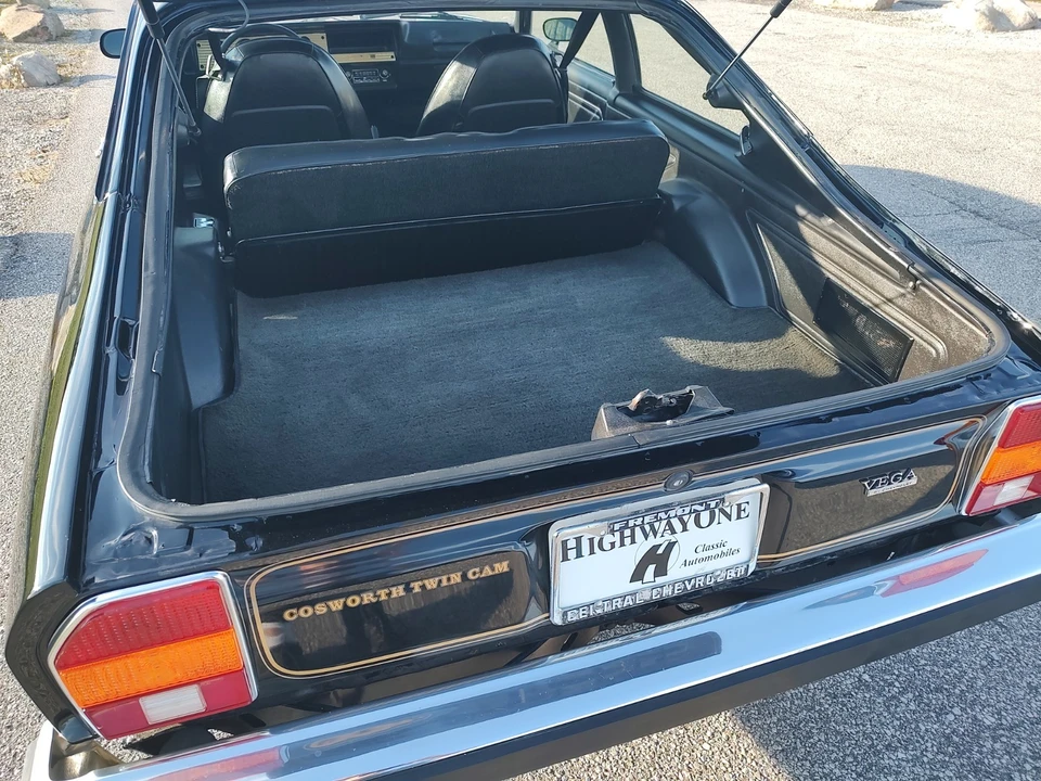 1976 Chevrolet Vega - Image 15 of 31