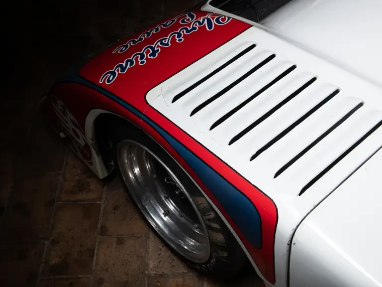 1976 Chevron - Image 21 of 31