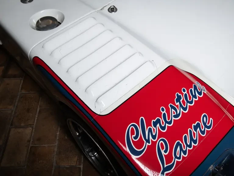 1976 Chevron - Image 22 of 31