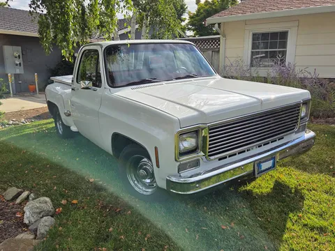 1976 Chevrolet Silverado C10 Stepside