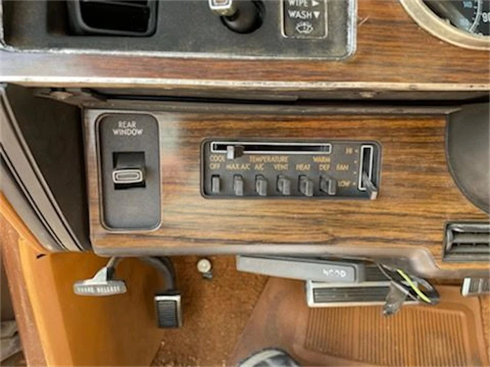 1976 Chrysler Cordoba - Image 14 of 26