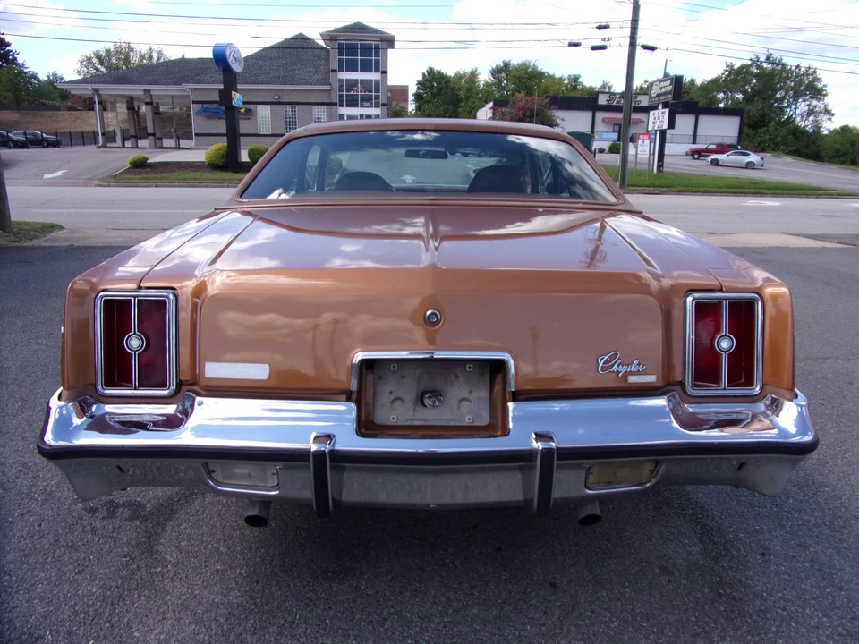 1976 Chrysler Cordoba - Image 9 of 31