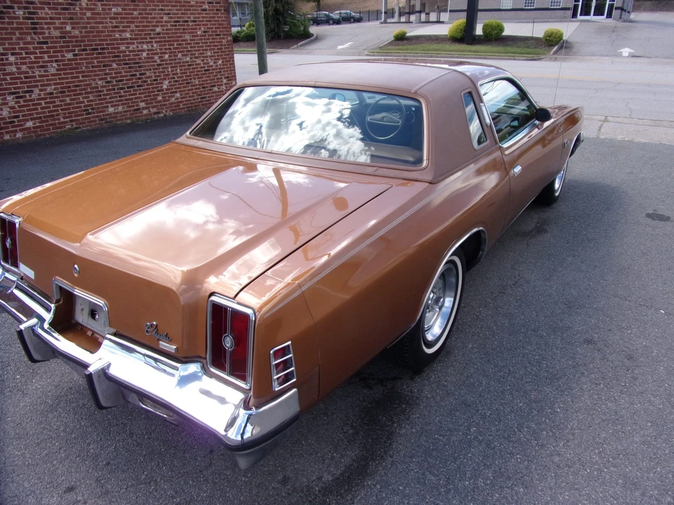 1976 Chrysler Cordoba - Image 10 of 31