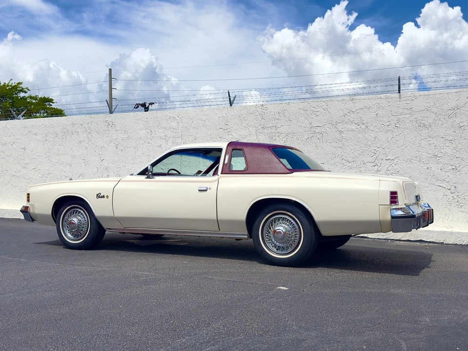 1976 Chrysler Cordoba - Image 15 of 31
