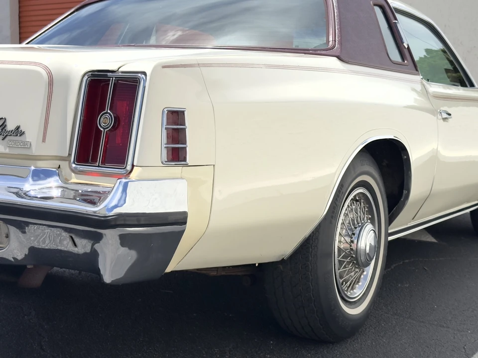 1976 Chrysler Cordoba - Image 22 of 31