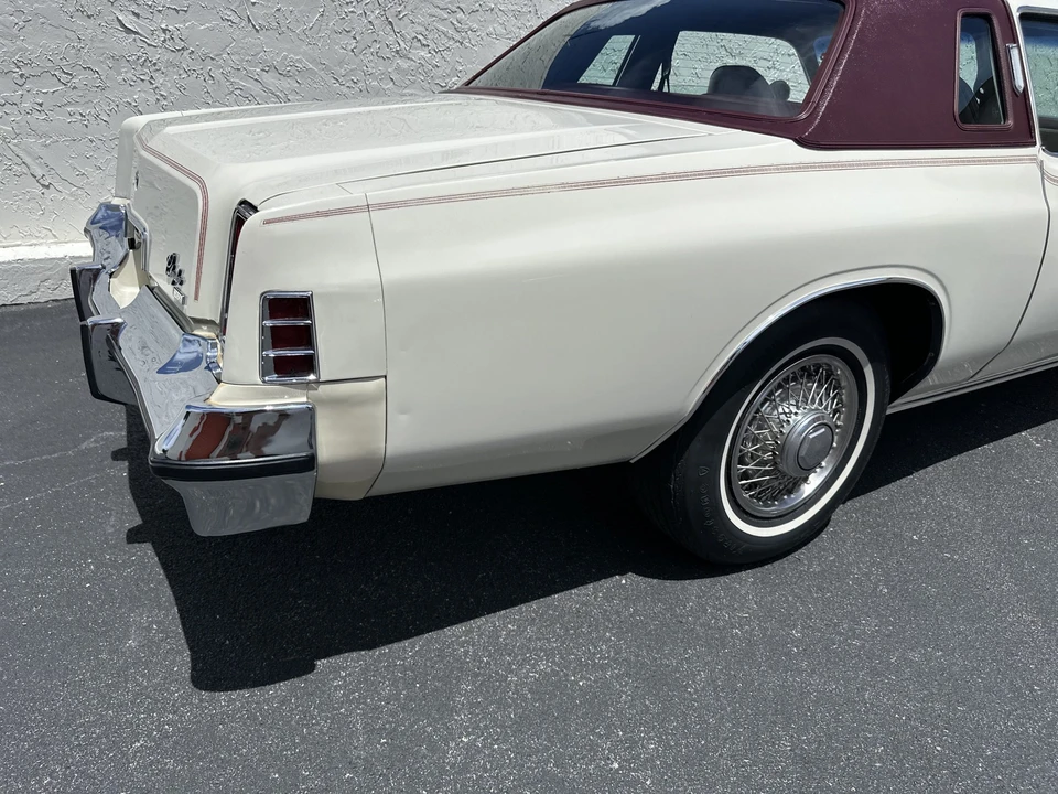 1976 Chrysler Cordoba - Image 24 of 31