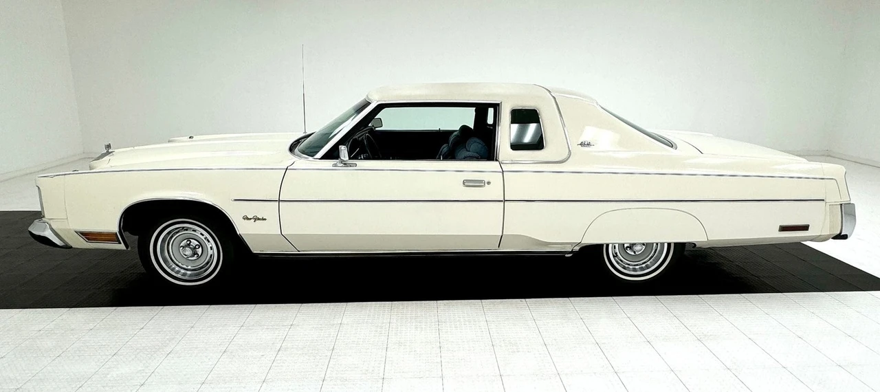 1976 Chrysler New Yorker - Image 2 of 31