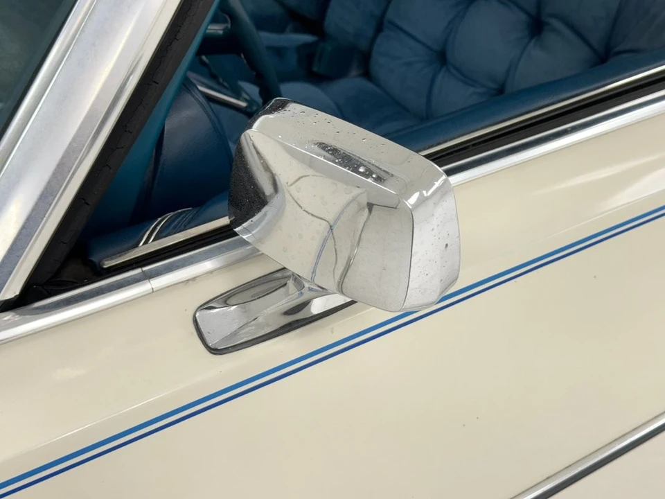 1976 Chrysler New Yorker - Image 17 of 31