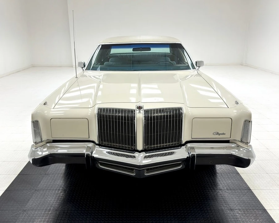 1976 Chrysler New Yorker - Image 8 of 31