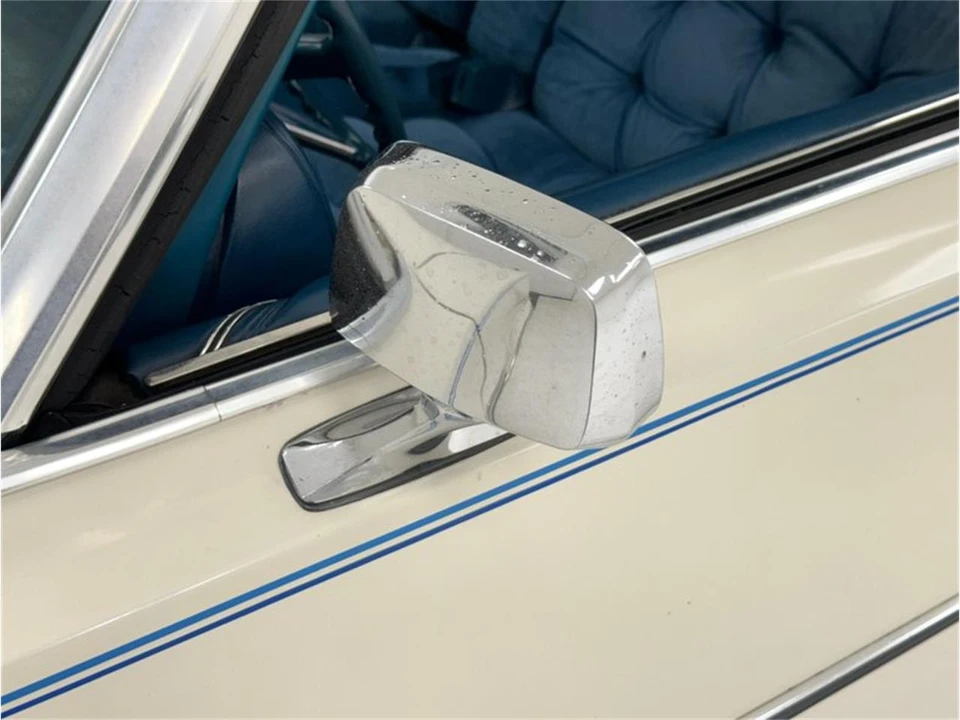 1976 Chrysler New Yorker - Image 17 of 31