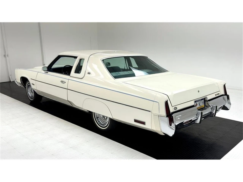 1976 Chrysler New Yorker - Image 3 of 31