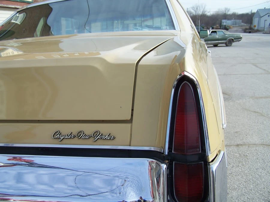 1976 Chrysler New Yorker - Image 7 of 9