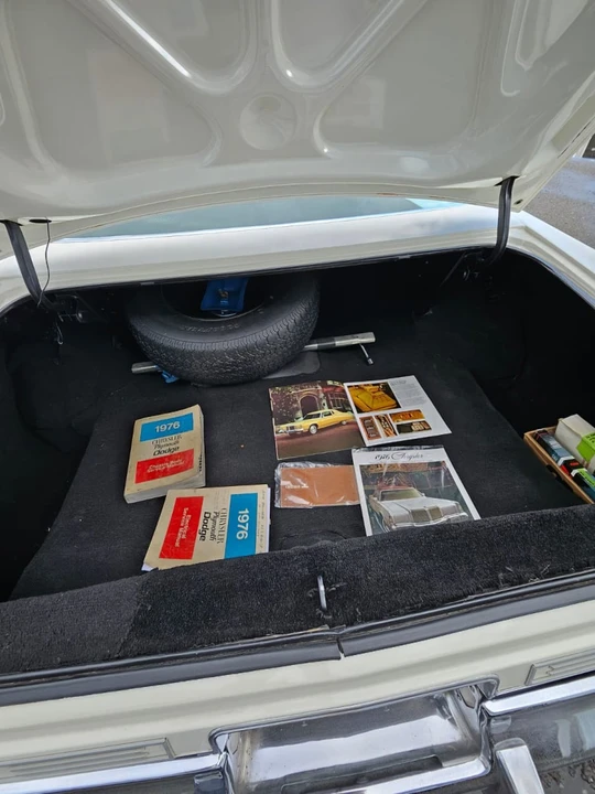 1976 Chrysler New Yorker - Image 5 of 5