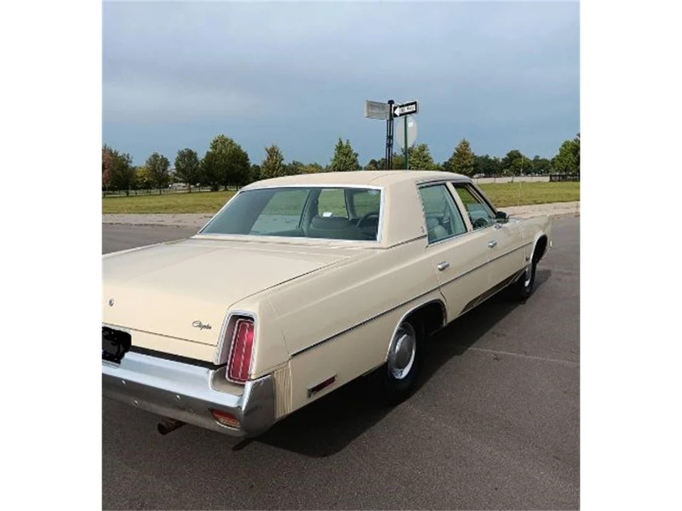 1976 Chrysler Newport - Image 2 of 25