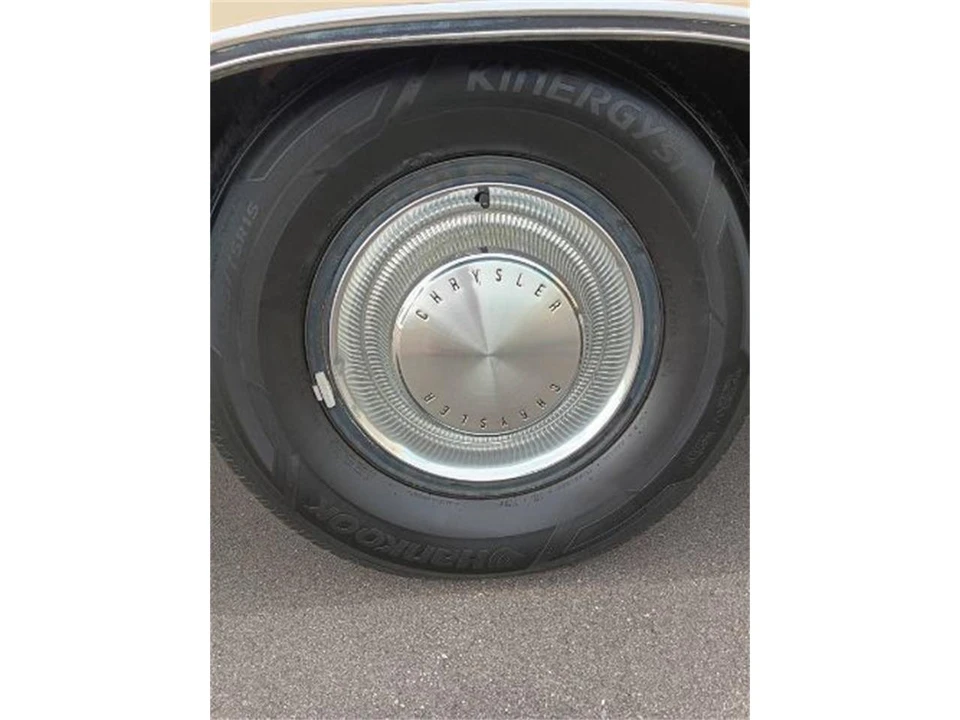 1976 Chrysler Newport - Image 13 of 25