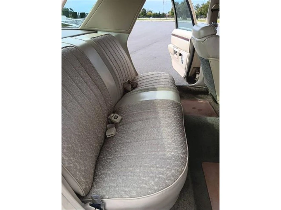 1976 Chrysler Newport - Image 19 of 25