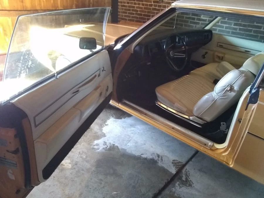 1976 Chrysler Newport - Image 27 of 29