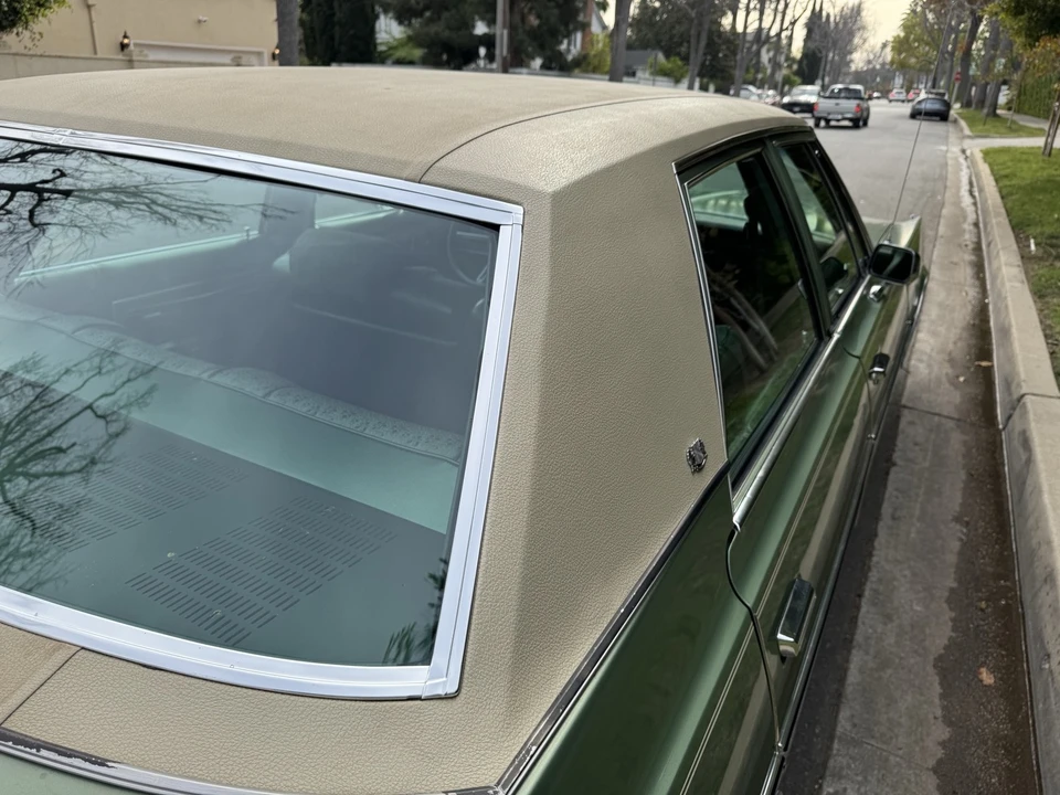 1976 Chrysler Newport - Image 23 of 31