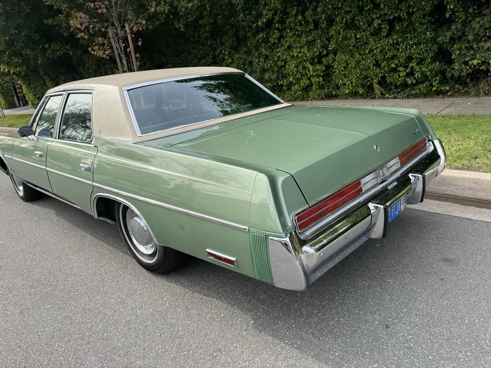 1976 Chrysler Newport - Image 5 of 31