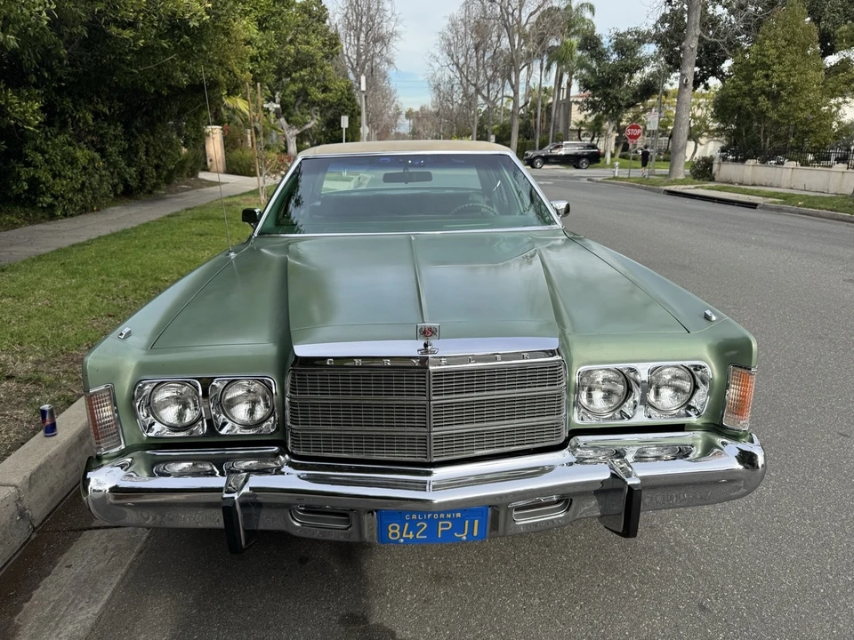 1976 Chrysler Newport - Image 10 of 31