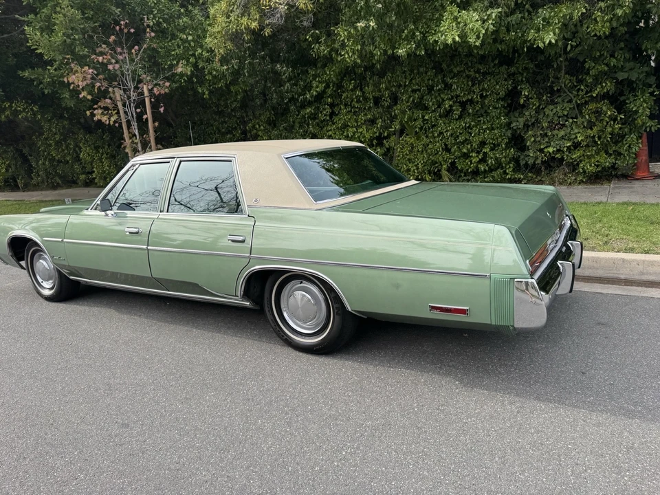 1976 Chrysler Newport - Image 4 of 31