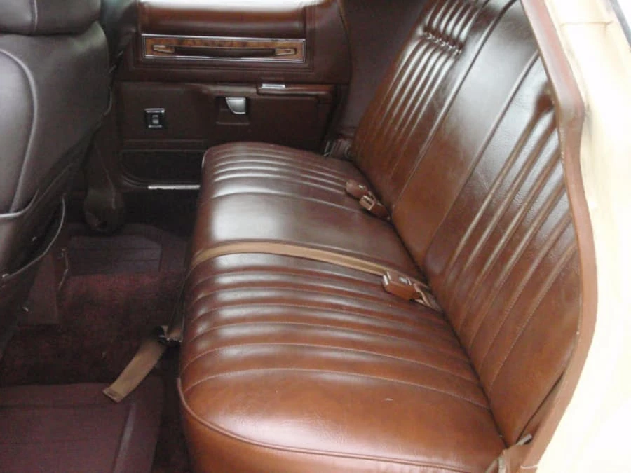 1976 Chrysler Town & Country - Image 4 of 6