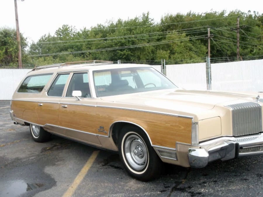 1976 Chrysler Town & Country - Image 6 of 6