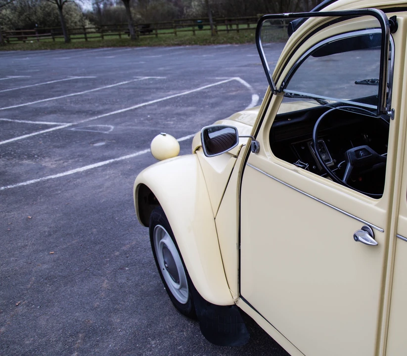 1976 Citroen 2CV - Image 11 of 25