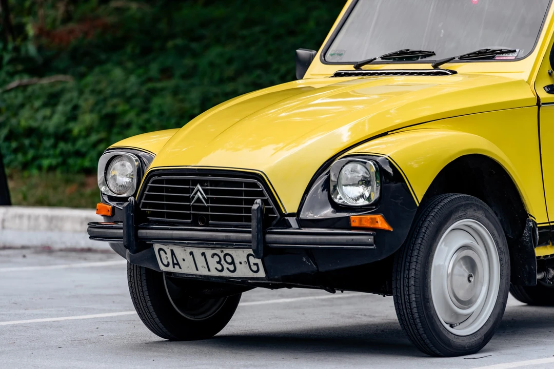 1976 Citroen Dyane - Image 9 of 31