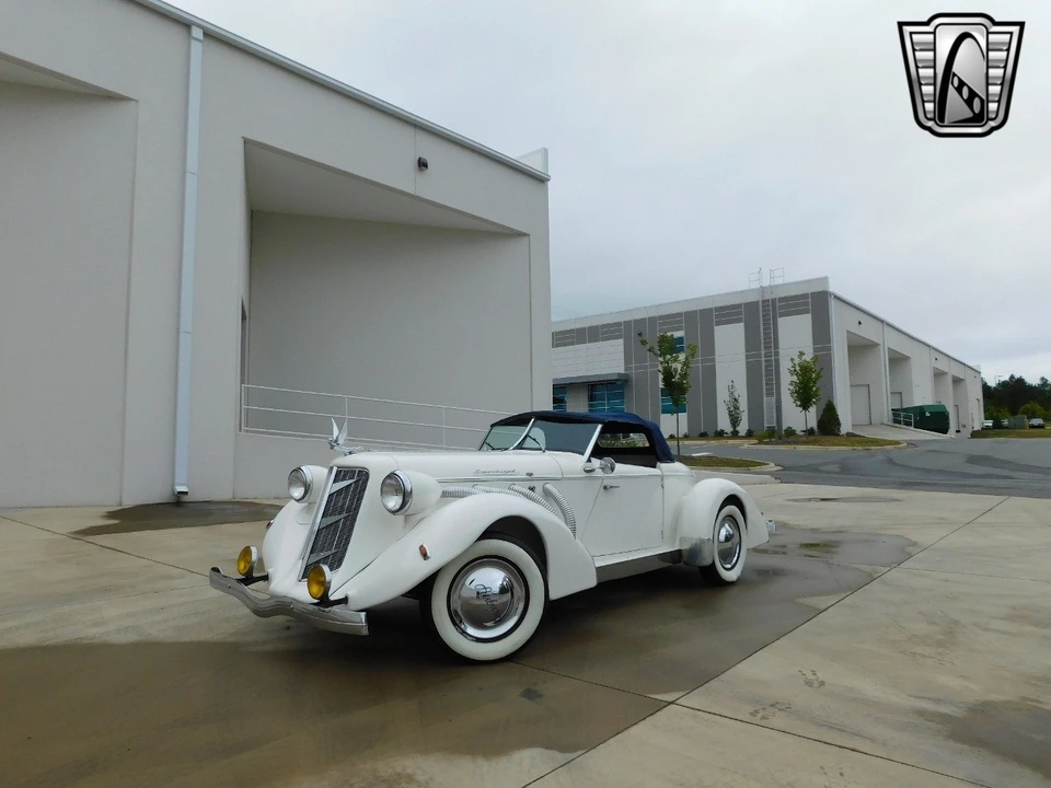 1976 Cord - Image 3 of 21