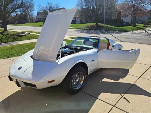 1976 Chevrolet Corvette C3 - Image 3 of 10