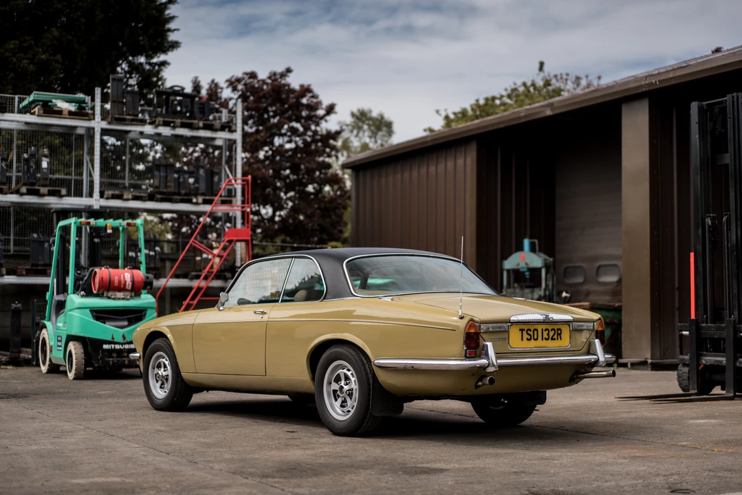 1976 Daimler - Image 3 of 31