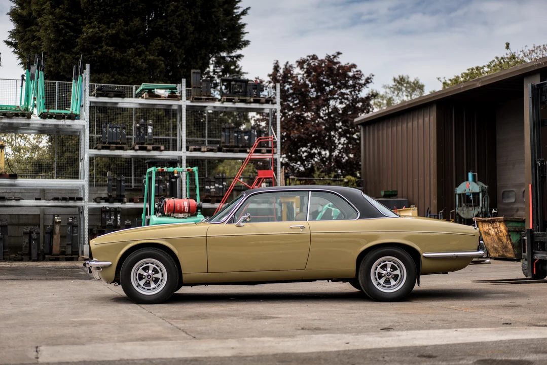 1976 Daimler - Image 13 of 31