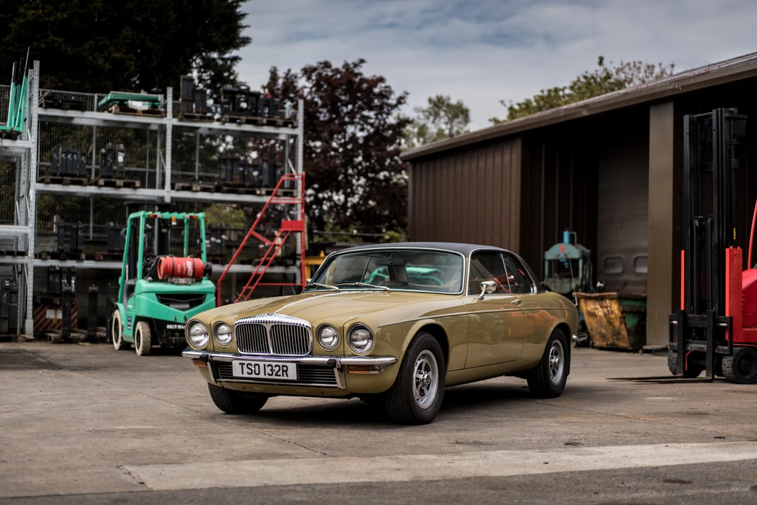 1976 Daimler - Image 4 of 31