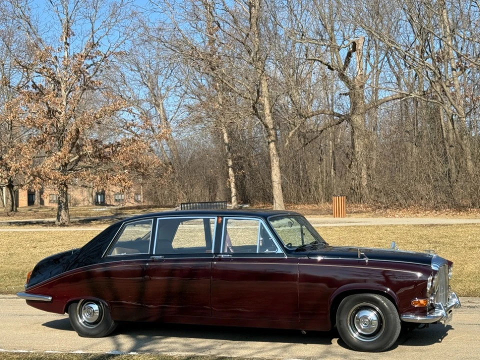 1976 Daimler - Image 2 of 6
