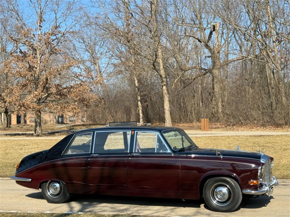 1976 Daimler - Image 2 of 6