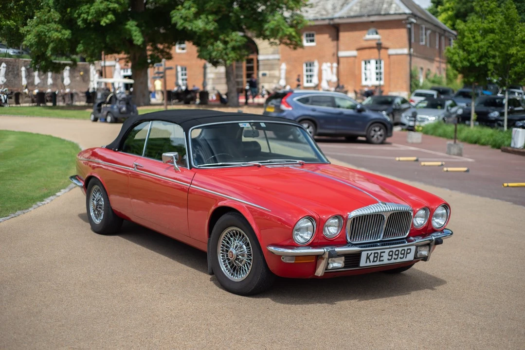1976 Daimler - Image 15 of 30