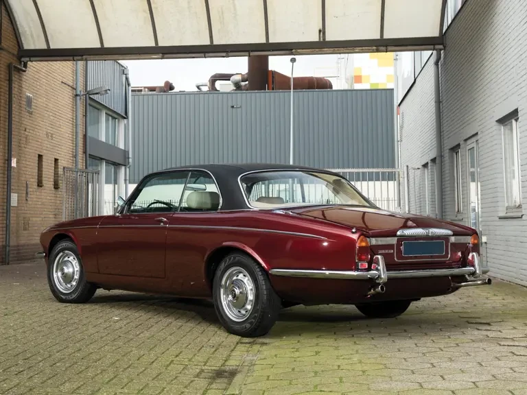 1976 Daimler - Image 3 of 28