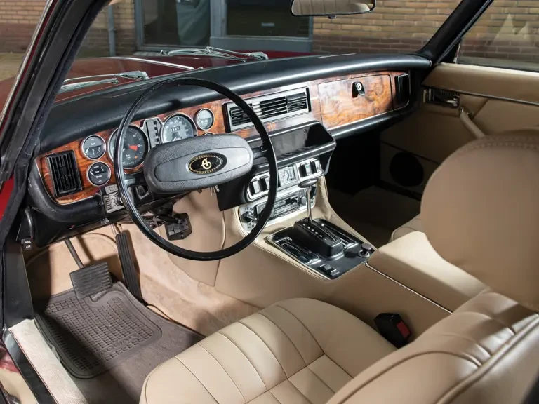 1976 Daimler - Image 5 of 28