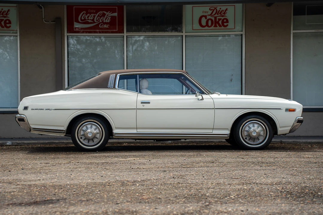 1976 Nissan Cedric 4th Gen - Image 7 of 31