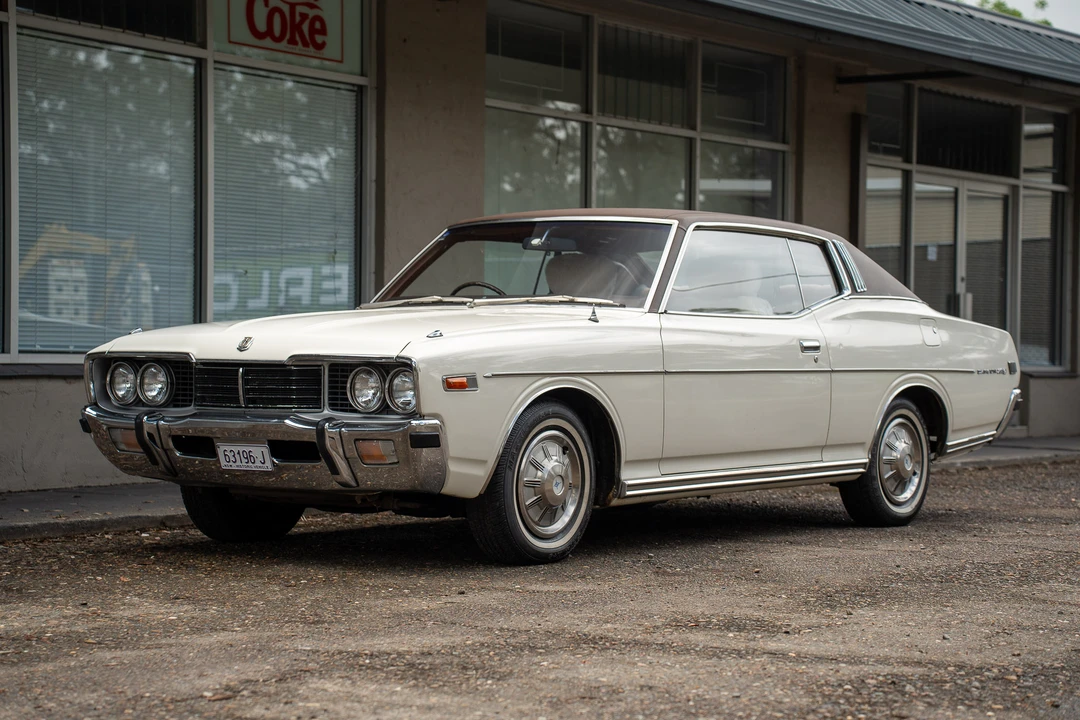 1976 Nissan Cedric 4th Gen - Image 2 of 31