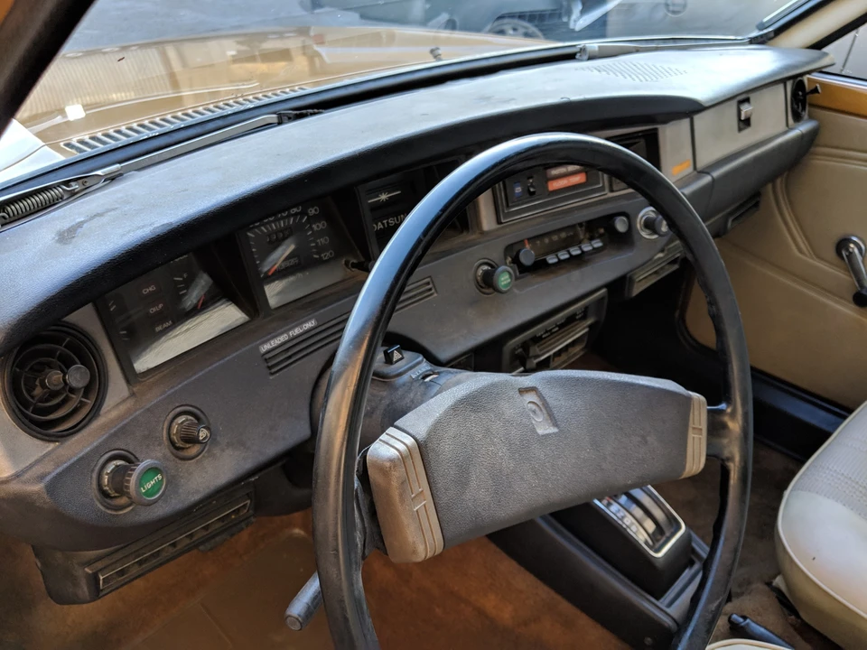 1976 Nissan - Image 14 of 31