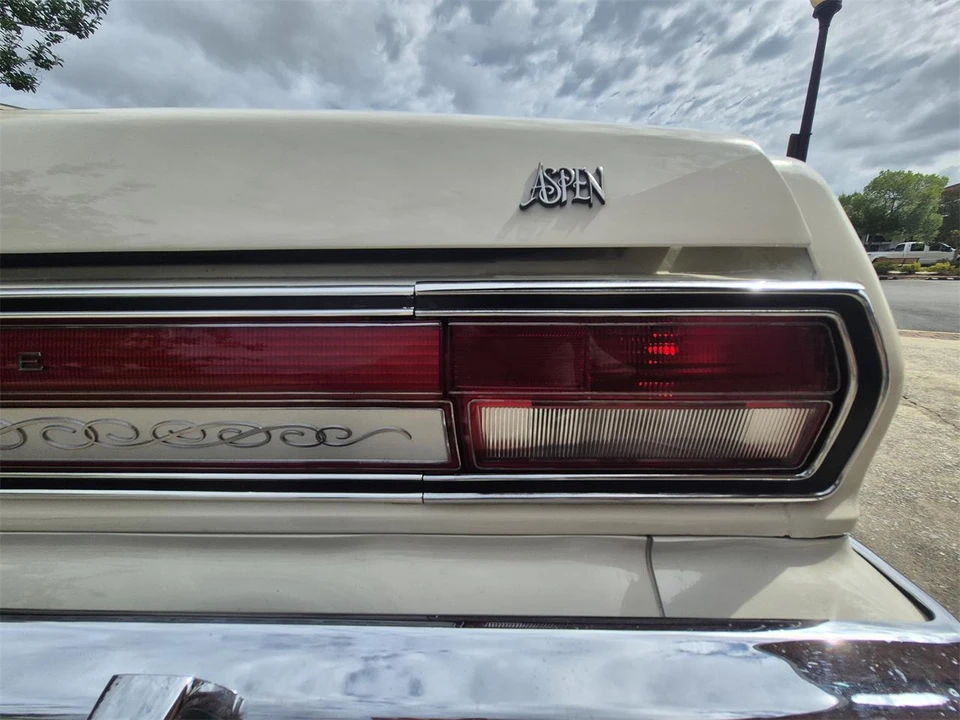 1976 Dodge Aspen - Image 14 of 31