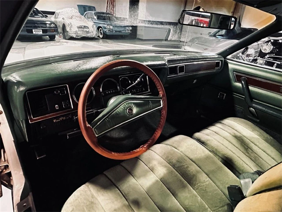 1976 Dodge Charger 4th Gen - Image 11 of 31