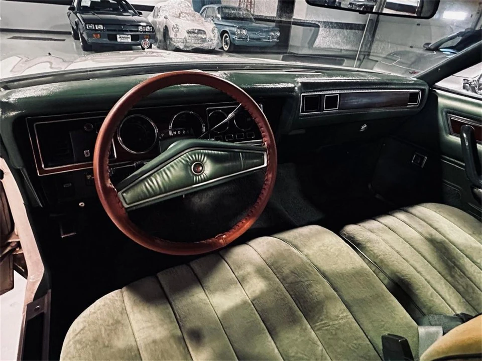 1976 Dodge Charger 4th Gen - Image 12 of 31