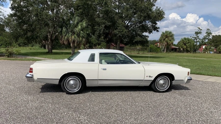 1976 Dodge Charger 4th Gen - Image 4 of 14