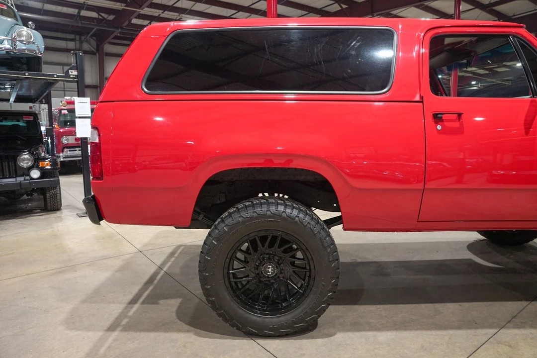 1976 Dodge Ramcharger - Image 9 of 31