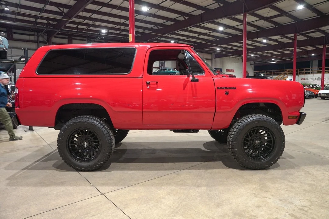 1976 Dodge Ramcharger - Image 10 of 31