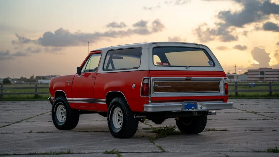 1977 Dodge Ramcharger - Image 2 of 31
